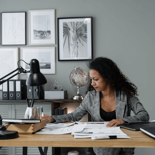 Tivra Dovonex 2.7 - Team von Kryptowährungsexperten